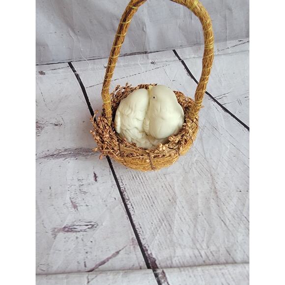 Ceramic Birds Grapevine Nest Springtime Easter Spring Cottage Decor 6in Tall - Picture 5 of 7